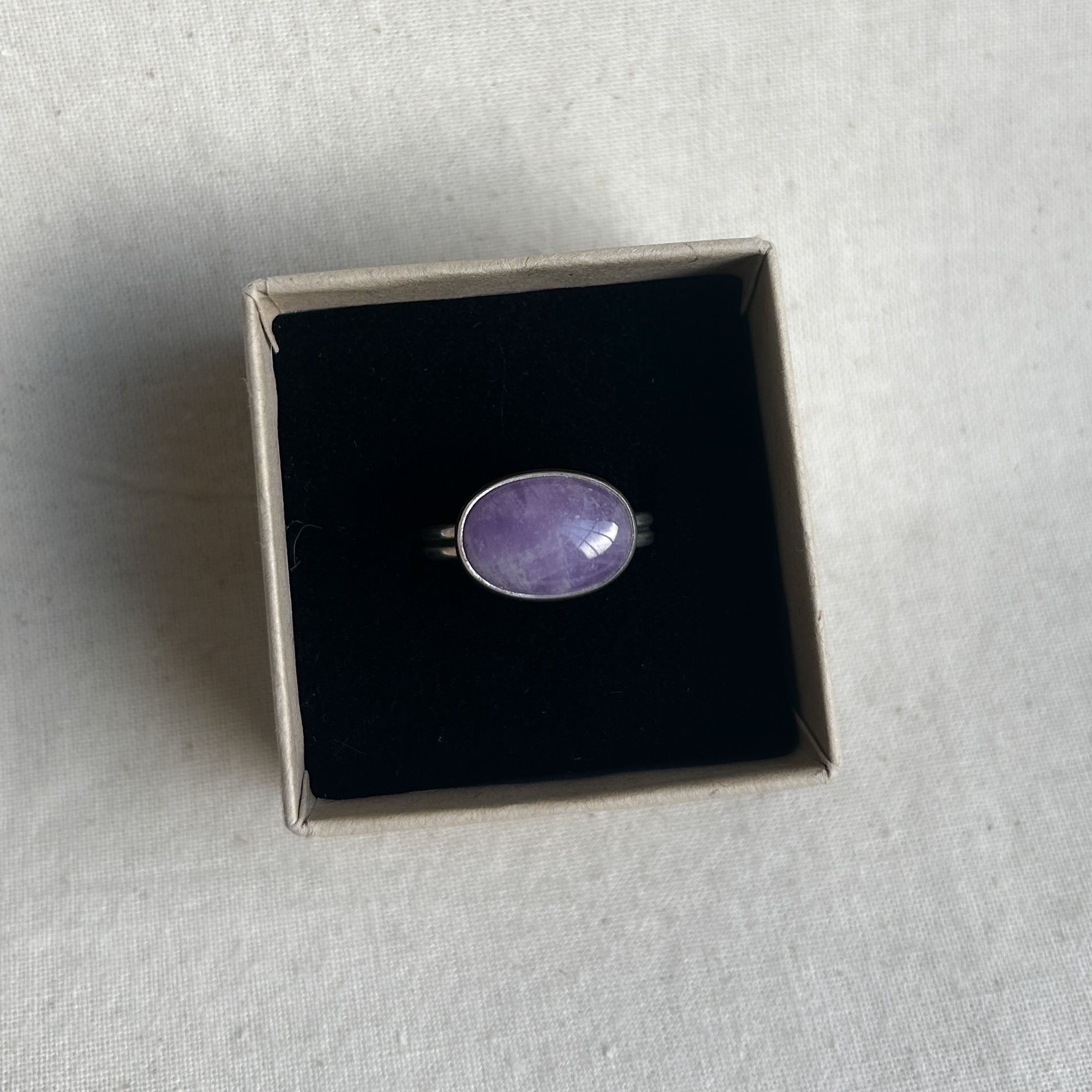 Silver amethyst ring with purple gemstone in gift box