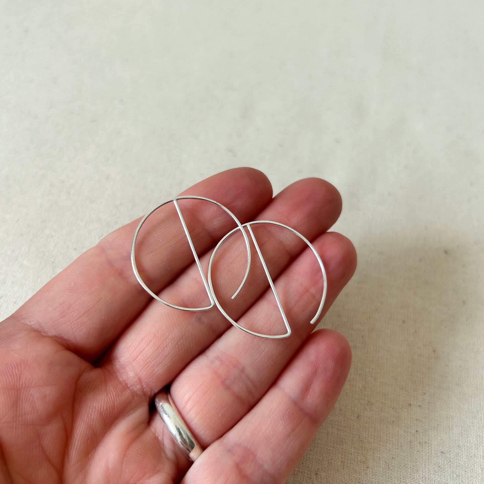 Two silver hoops threader earrings