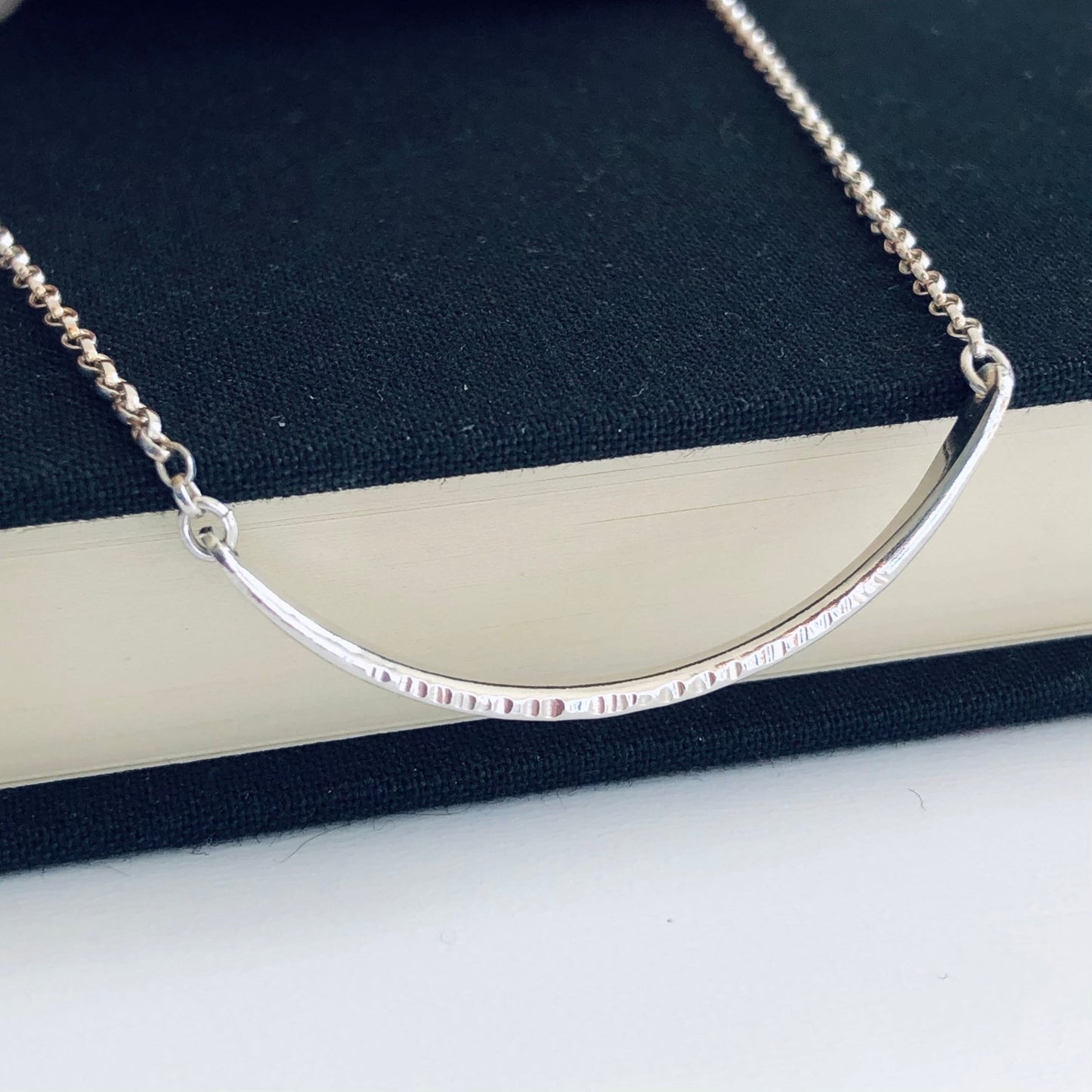 Curved Pendant in Sterling Silver With Simple Chain